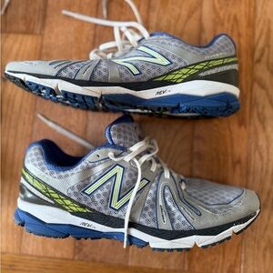 New Balance Mens 890 V2 Gray Running Shoes Sneakers Size 12 M890SB2